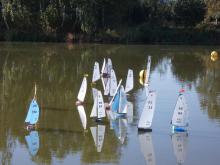 Jezdili všichni naráz.