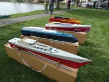 Pohled na modely EX-A z druhé strany