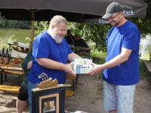 Ivan Hořejší obdržel za nejrychlejší model historickou RC soupravu Mars II.