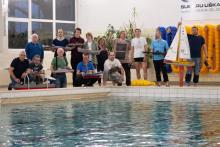 Na bazénu se 25. 2. 2023 proháněla i plachetnice